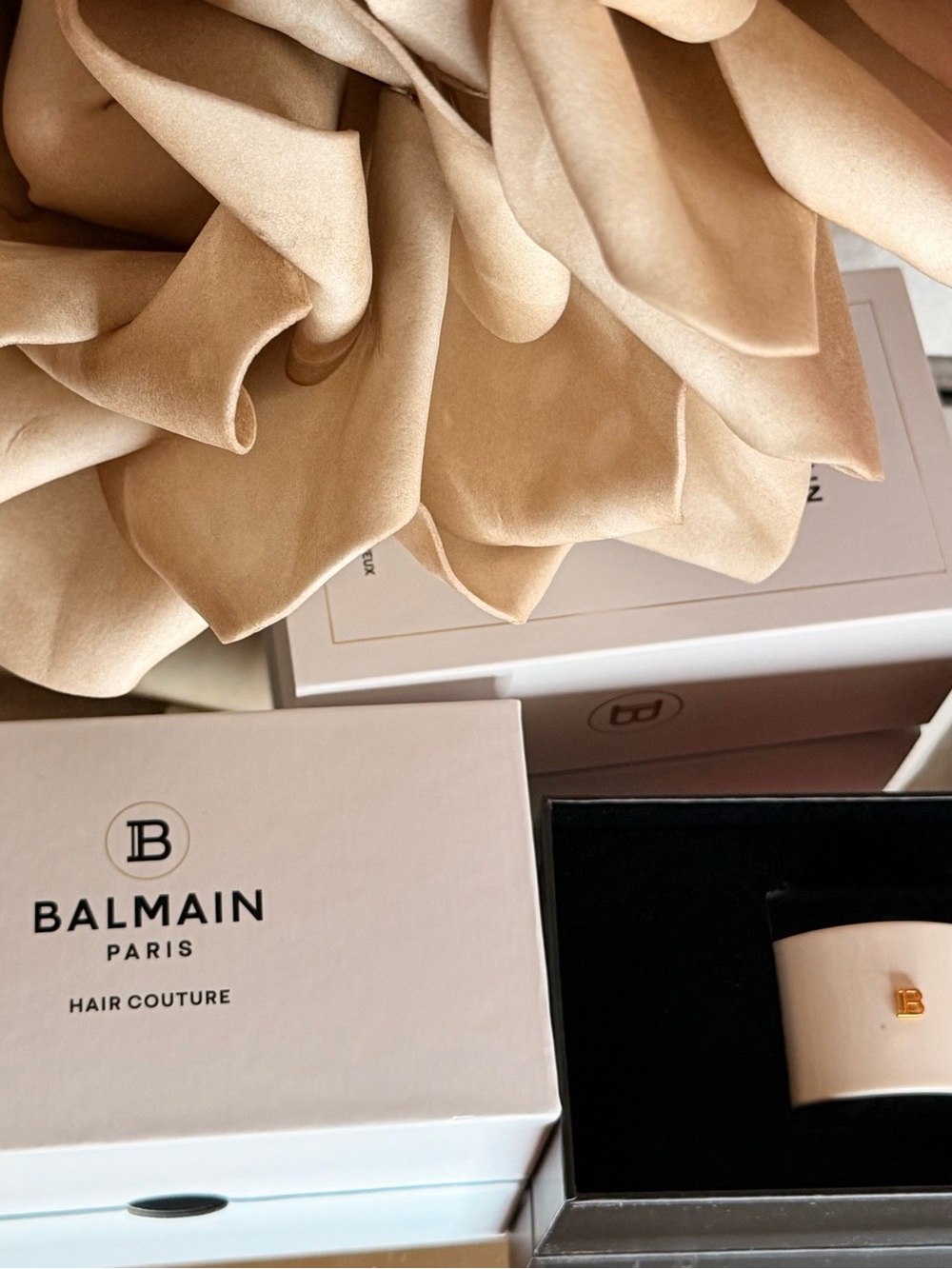 Balmain Paris White Ponytail Holder - Picture 6 of 7